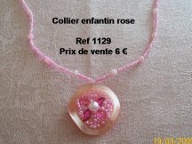collier enfantin rose et son pendentif