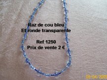 raz de cou bleu et transparent